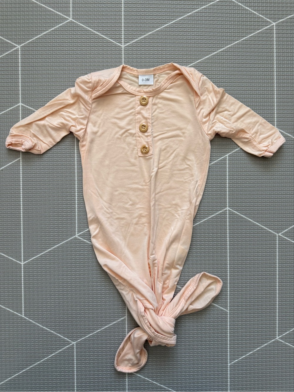 Small shop|Baby girl Neutral Peach Cream tie knot sleep blanket,size 0-3M•Cotton